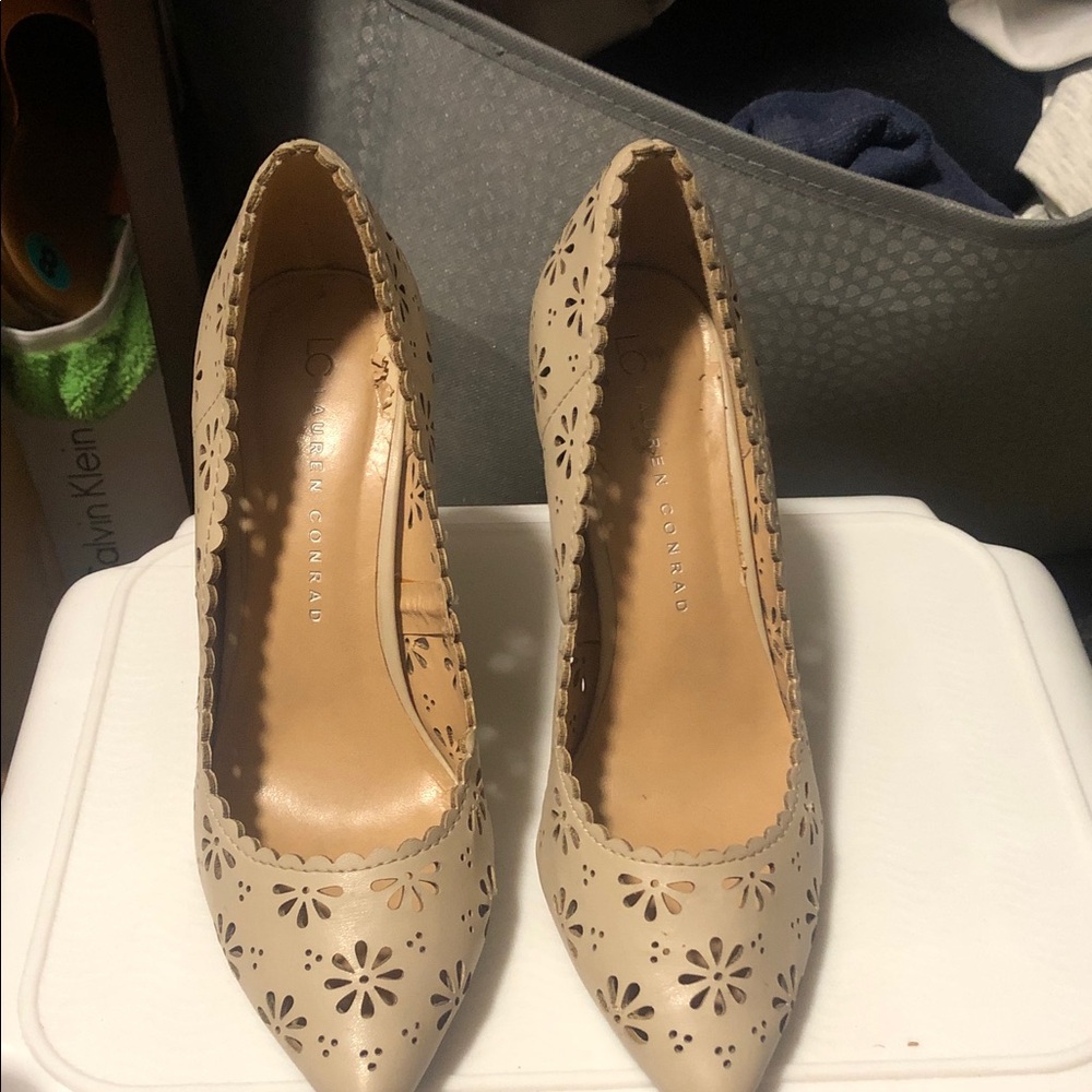LC Lauren Conrad Beige Floral Cutout Heels